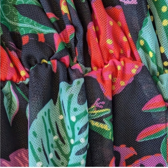 BETSEY JOHNSON Toucans & Leopards Fine
Mesh Maxi Halter Dress fairy - Picture 10 of 15